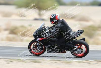 media/May-05-2025-Moto Forza (Mon) [[3c1838c5e5]]/2-B Group/Session 3 (Panning Test Turn 14 Inside)/